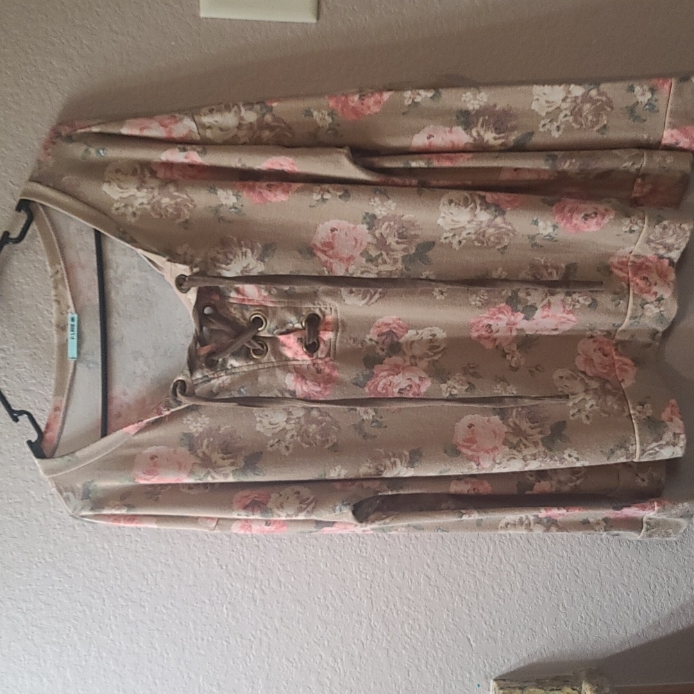 Long sleeve t shirt material top